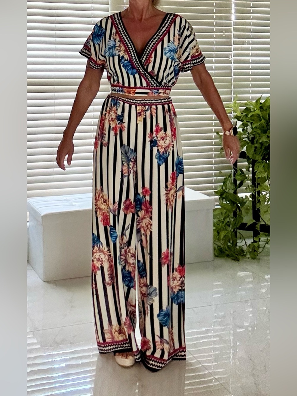 Flying Tomato Floral Stripe Wide-Leg Two-Piece Set.White with Blue & Pink Floral